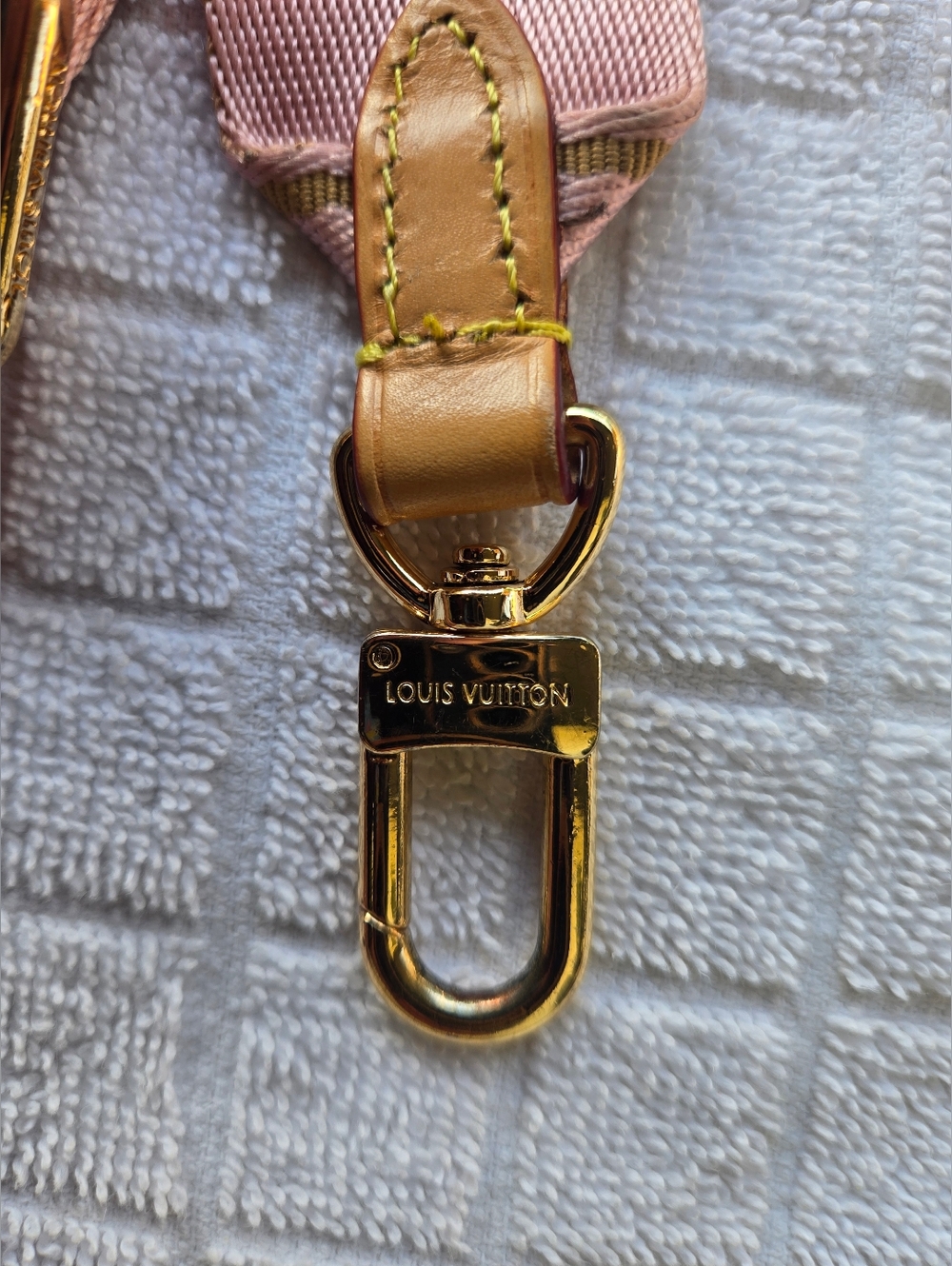 Louis Vuitton Shoulder Strap Adjustable Crossbody Shoulder Pink And Gold - Picture 3 of 10